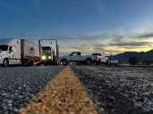 Agricultores bloquean carreteras de Baja California exigiendo precios justos