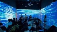 Presenta show inmersivo que fusiona moda, arte visual y música electrónica en la frontera