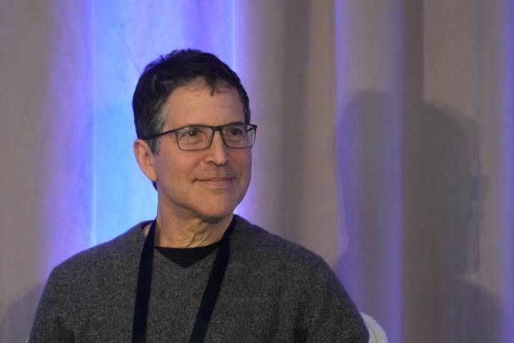 Zuckerberg, Chan shift bulk of philanthropy to science, focusing on AI and biology to curb disease