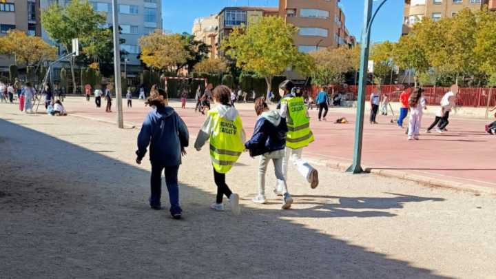 Pequeños héroes del patio: las patrullas de este colegio de Albacete contra el acoso escolar