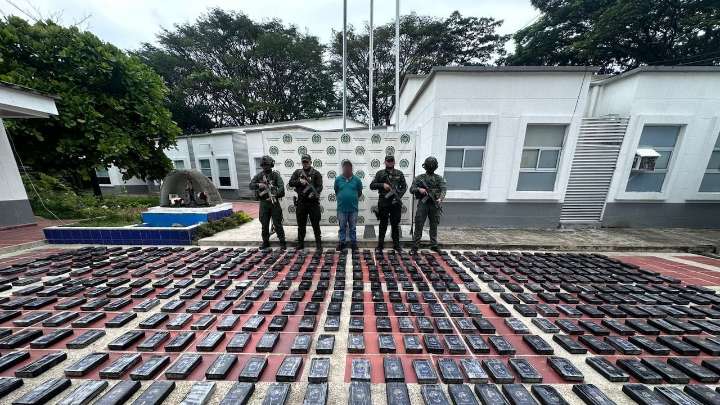 Policías llegaron hasta Mandivá, Santander de Quilichao, para incautar un cargamento de cocaína a las disidencias de las Farc