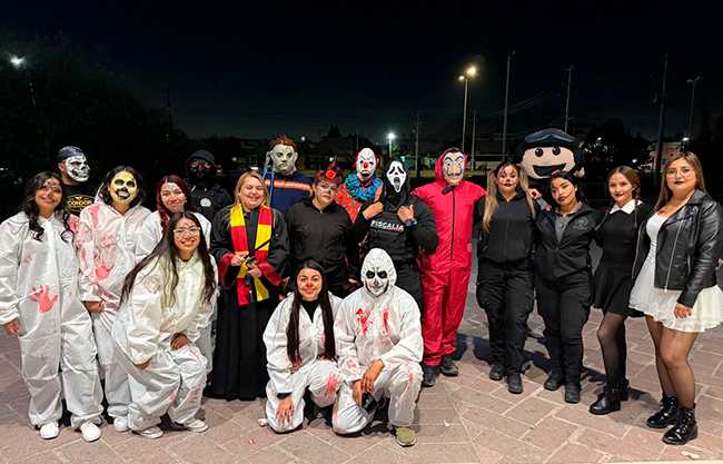 Celebran Halloween elementos de la Agencia de Investigación Criminal