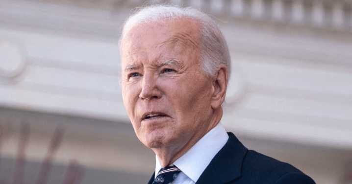 Biden Sparks Dementia Fears After Looking 'Lost' at Dick Cheney's Funeral