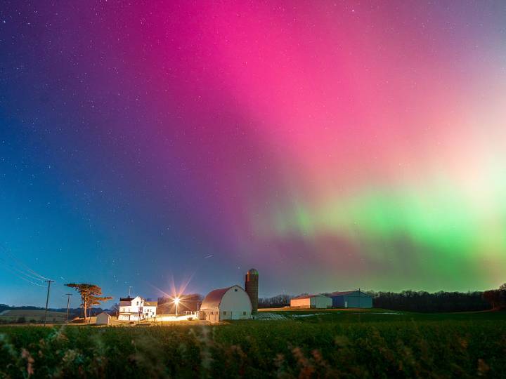 Northern Lights Visible Throughout Indiana and Other Portions of the U.S.