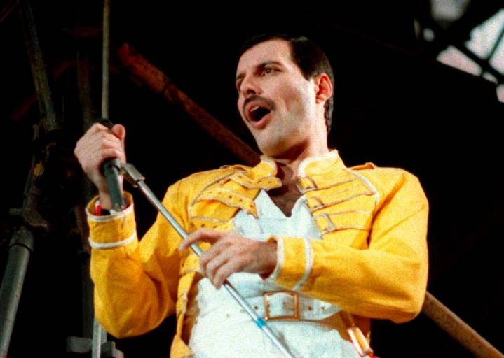 Today in History: Queen singer Freddie Mercury dies