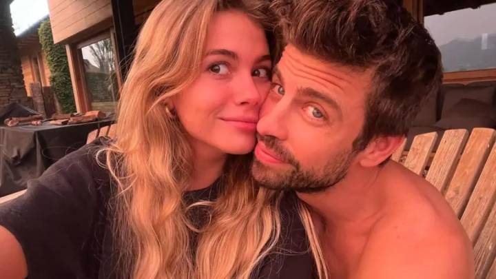 Gerard Piqué y Clara Chía, pillados muy acaramelados en su última aparición juntos
