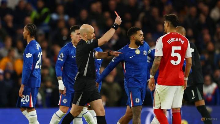 Red card experts Chelsea learn how to cope with 10 men