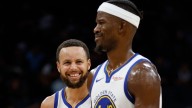 Warriors regroup after blowout loss, ride Curry's 46 over Spurs