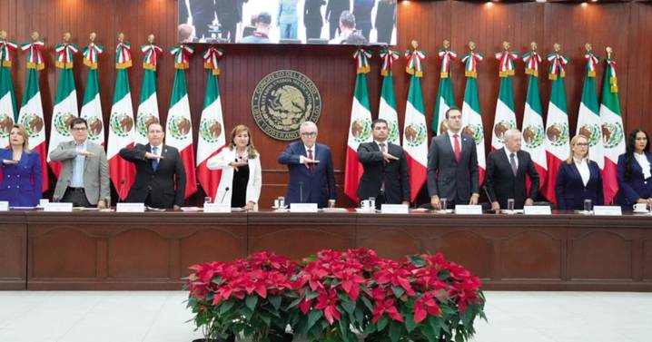 Destaca Rocha avance social y transparencia