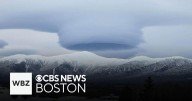 Strange cloud forms over Mt. Washington in New Hampshire