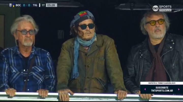 Johnny Depp , se sorprendió a la afición argentina con su inesperada presencia