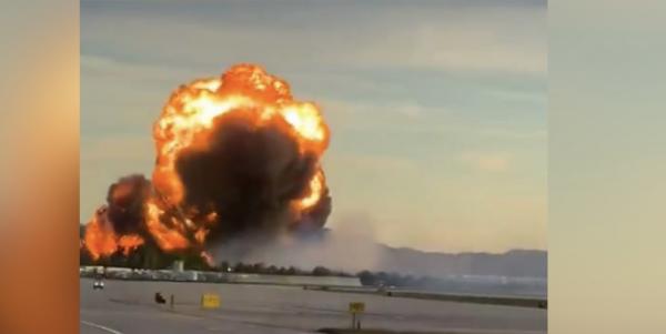 EU: estrella avión cerca del aeropuerto de Louisville