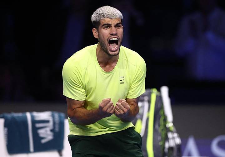 Alcaraz, primero de grupo y número uno del mundo