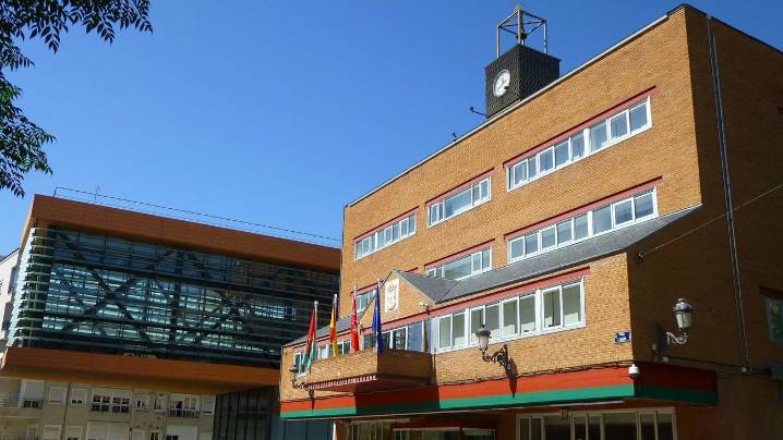 Alcorcón se abre a hacer cambios en la tasa de basura tras las protestas