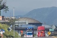 Retiran transportistas y agricultores algunos bloqueos