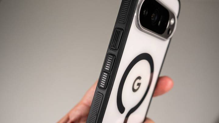 Black Friday can stuff it. My all-time favorite Dbrand cases, screen protectors, and skins are 40% off the rest of the weekend