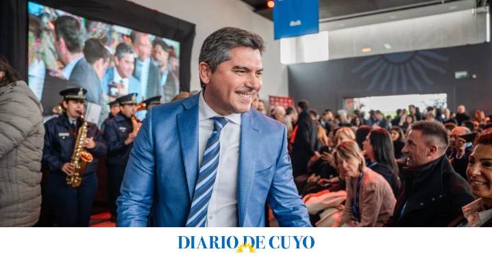 Marcelo Orrego en Casa Rosada: comenzó la reunión con Santilli y Adorni