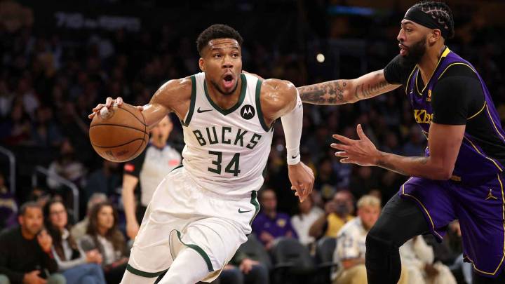 NBA rumors: Zach Lowe suggests Bucks Anthony Davis trade to team him with Giannis