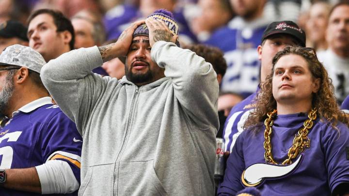 At home, Vikings commit 8 false start penalties vs. Ravens