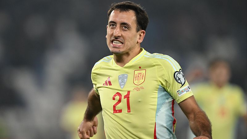 Oyarzabal sigue de dulce con España: otro doblete