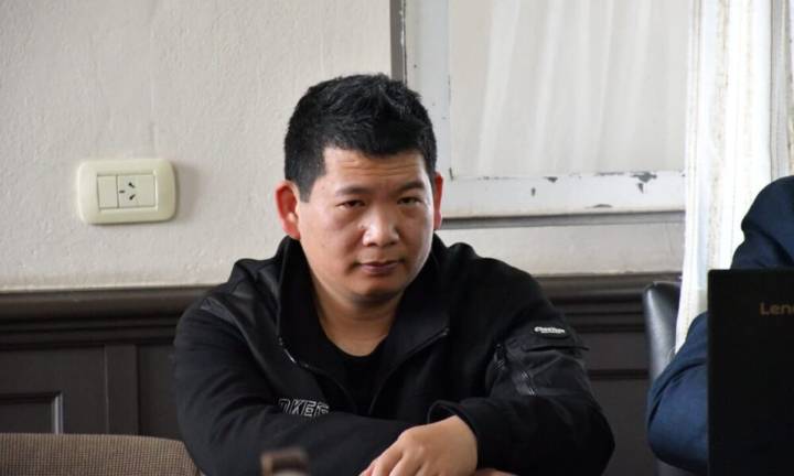 Condenan a 3 años de prisión al "chino toquetón"