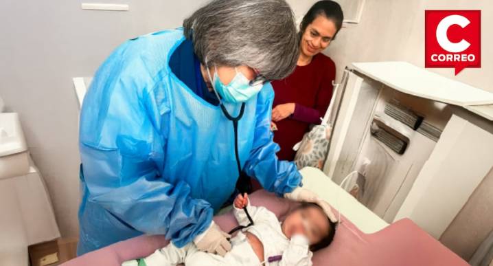 Bebé oxapampino se recupera tras perder casi toda la pared abdominal