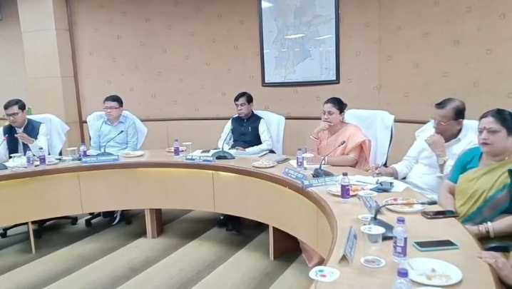 AMC holds key meeting on 20-year master plan; CM sanctions Rs 39.25 crore to Corporation