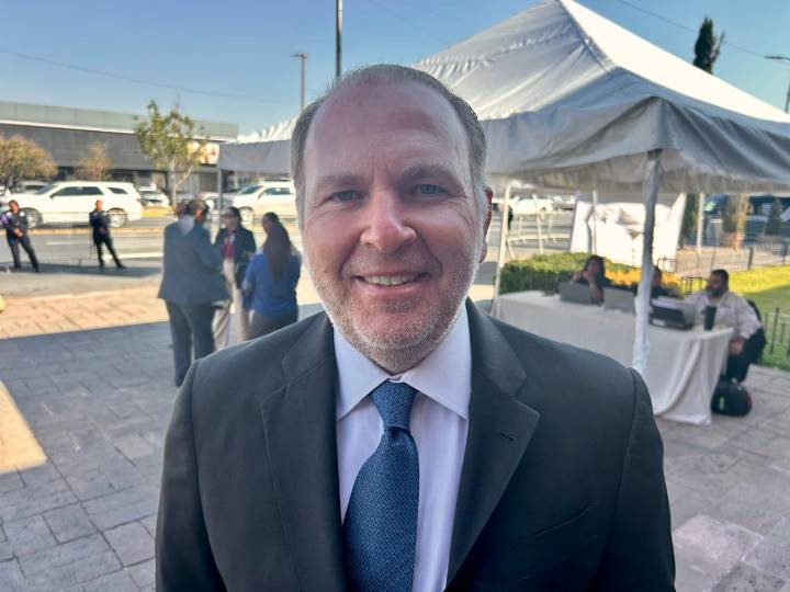 Reprueba diputado federal Theodoros Kalionchiz reforma al uso de aguas en México