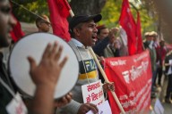 Sindicatos en India celebran protestas nacionales contra las nuevas normas laborales