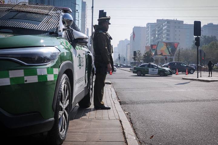 Robo en Rancagua terminó con persecución en San Miguel: imágenes muestran el momento de la detención de cinco sujetos