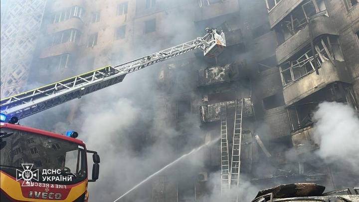 Nineteen killed in heavy Russian attack on Ukraine