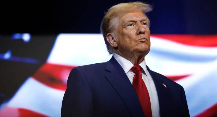 Trump busca demandar por mil mdd a BBC por alterar su discurso en documental