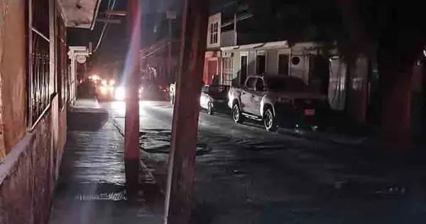 Apagón causa caos en calles de zona centro