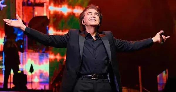 Desalojan a José Luis Rodríguez "El puma" de un avión