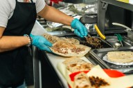 Find out which popular Mexican fast-food restaurant chain closes locations