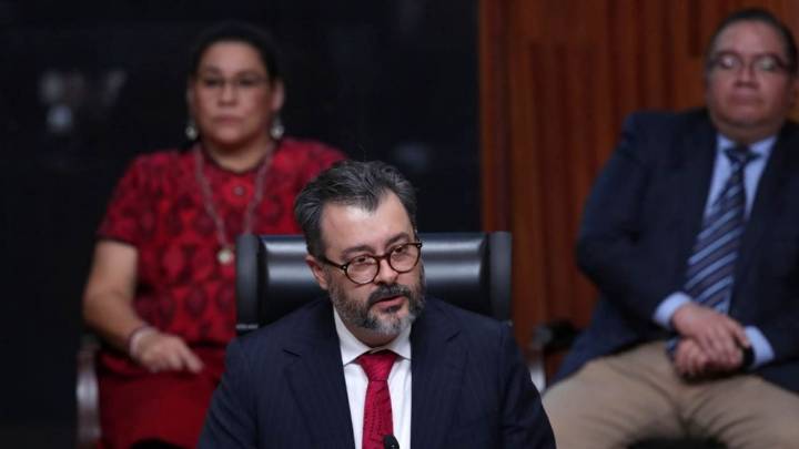 Asume el nuevo presidente del Tribunal Electoral con un guiño al movimiento fundado por AMLO