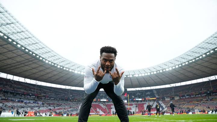 RG Chris Lindstrom active for Falcons but CB Mike Hughes out vs. Colts in Berlin