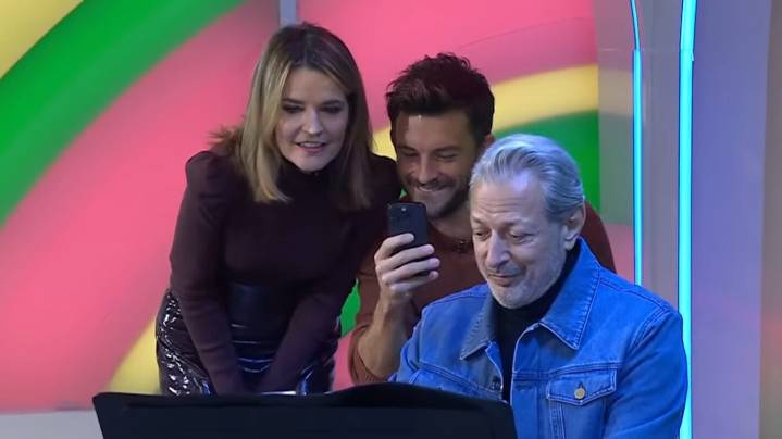 'Today': Savannah Guthrie Gets Sweet Piano Lesson From Jeff Goldblum