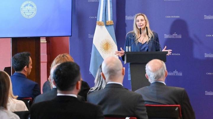 Karina Milei se reunió con los nuevos diputados libertarios y les pidió "compromiso"