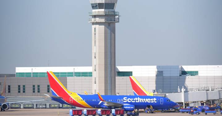 Dallas, Houston airports will be impacted by FAA flight cuts starting Friday