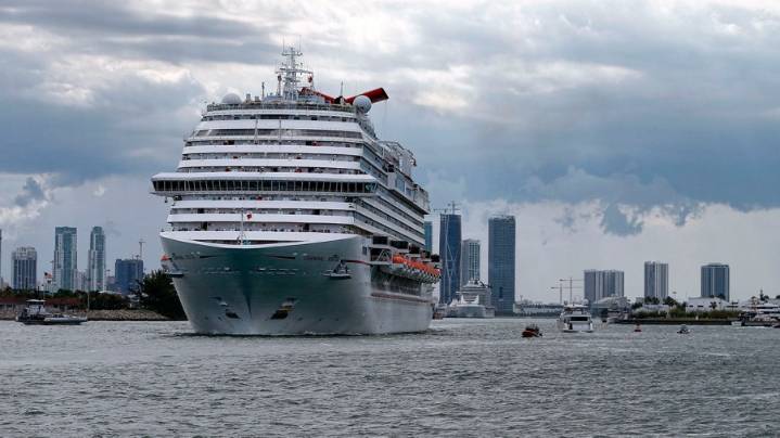 Teen found dead on Carnival cruise died by asphyxiation resulting from a bar hold: Source