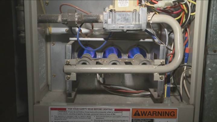 Gov. Hochul calls on federal government to release HEAP funds