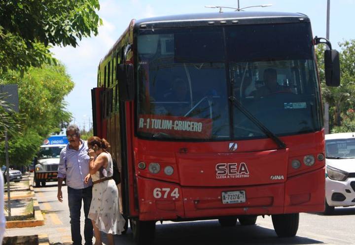 Transporte público en Cancún pasará a manos del Gobierno del Estado