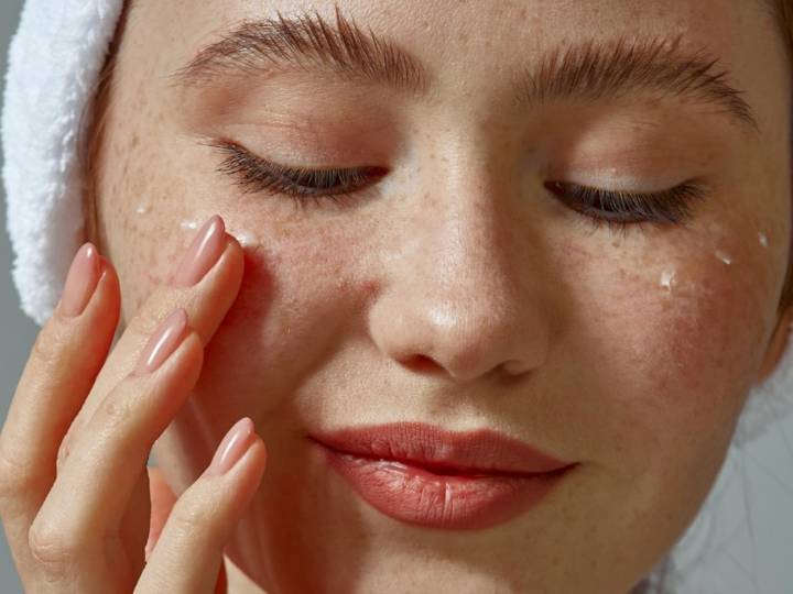 One Shopper Said It ‘Looks Like I Had Botox’ After Using This ‘Incredible’ $21 Retinol Serum