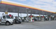 Gas prices increase as record number of Florida drivers hit the road for Thanksgiving