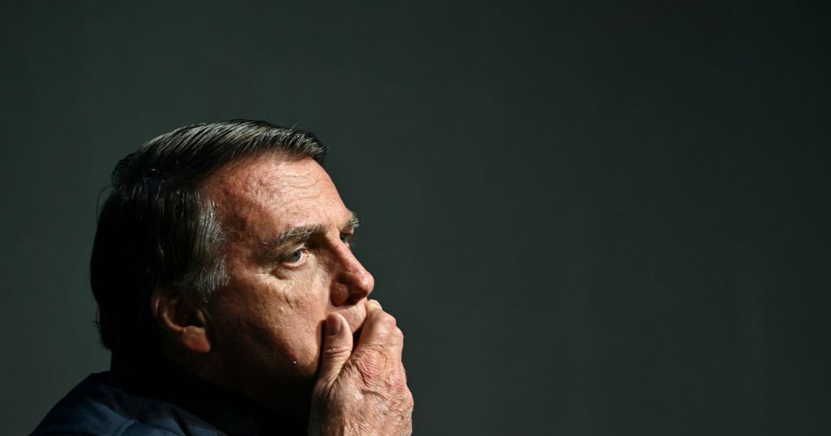 Juez brasileño ordena el traslado de Bolsonaro a una a prisión alegando riesgo de fuga
