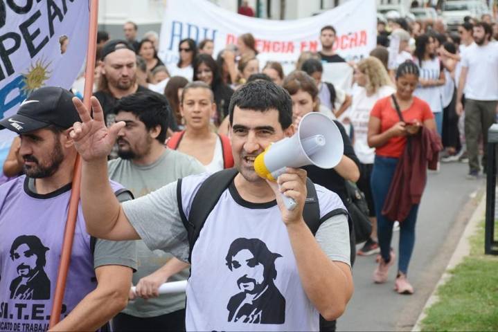 Gremio denuncia cierre de cursos y cargos en La Pampa