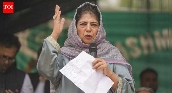 Talk to Centre to stop harassment of Kashmiris across India, Mehbooba urges Omar