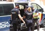 Tres personas detenidas en Sevilla por explotar sexualmente a mujeres mediante el método «loverboy»