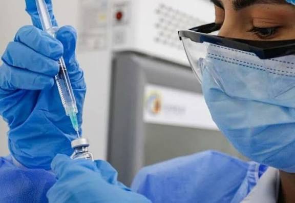 Brasil lanza la primera vacuna de dosis única contra el dengue